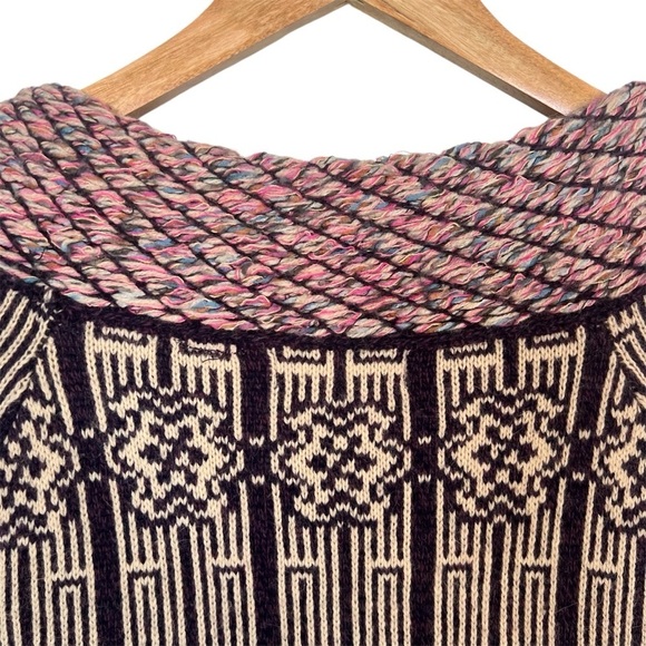 Women's Black and Pink Cardigan Sweater - Picture 12 of 14